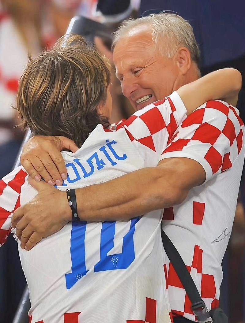 巴西双塔玻璃之殇！米利唐与布雷默难逃伤病魔爪，近年连续重伤