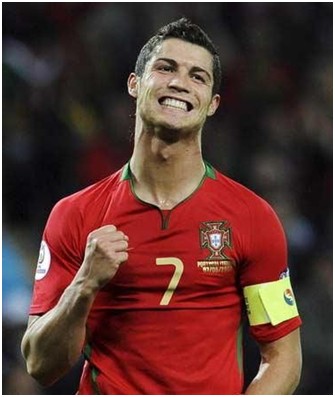 德比迎来关键胜利，米兰升至意甲积分榜第二