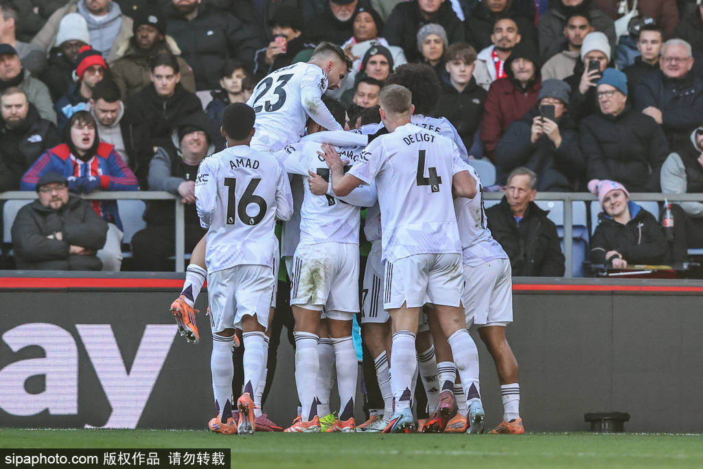 埃基蒂克：安菲尔德的氛围太棒了；我来到这里就是为了赢