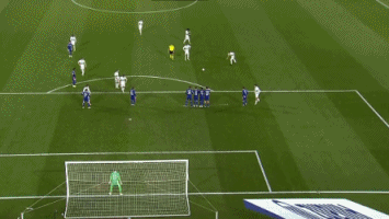 火箭对太阳伤病报告：布克＆杰伦·格林缺席，利弗斯出战成疑